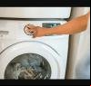 O melhor horário para lavar roupa e pagar menos na conta de energia