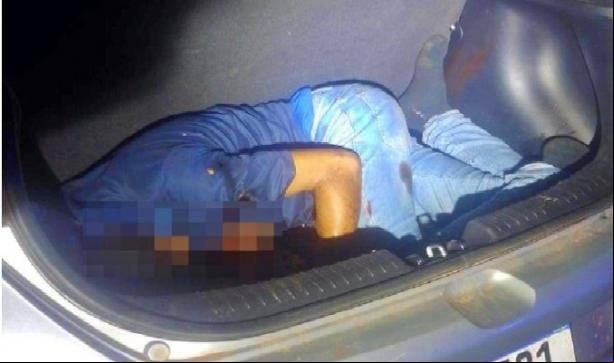 Homem é encontrado morto a tiros dentro de porta-malas de carro